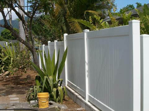 Chain link property fencing Hawaii