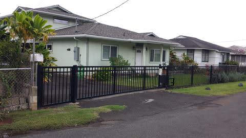 Automatic aluminum gate