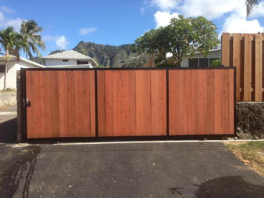 Custom wood sliding gate on Oahu